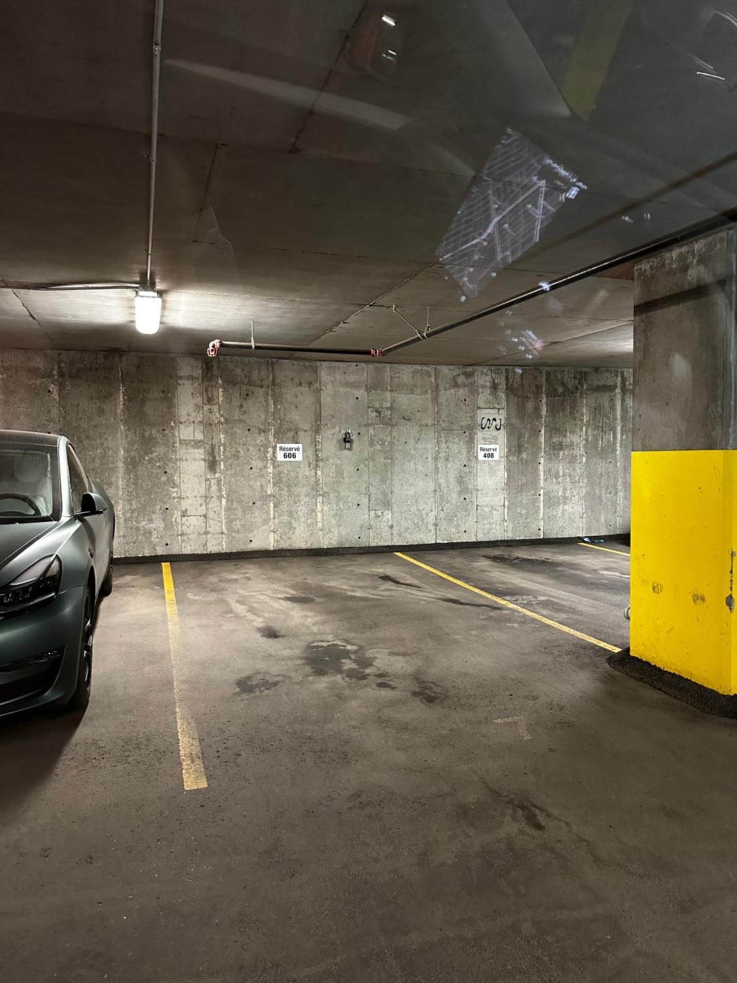 Initial / Wave + Parking / Centre-Ville De Quebec Kültér fotó